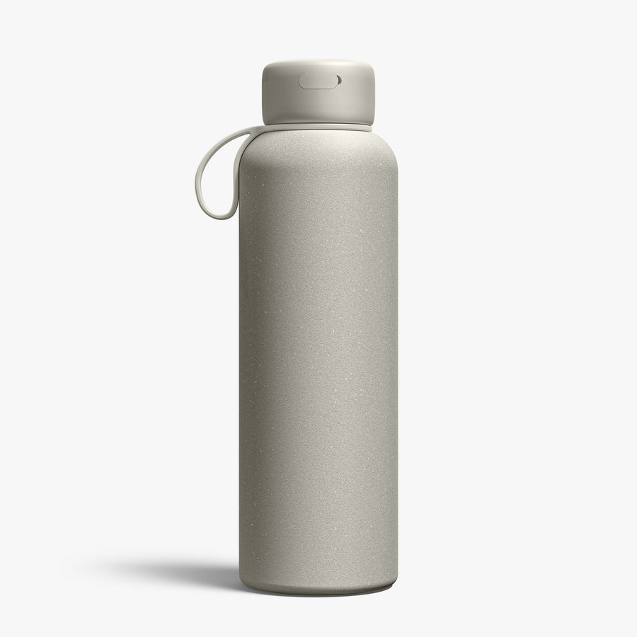 750 mL / Castle Rock | Back view of 750 mL Kiyo UVC Bottle in Castle Rock